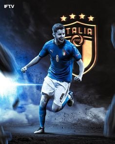 为什么捕手在投手投球前会用泥土摩搓手套以减少反光干扰